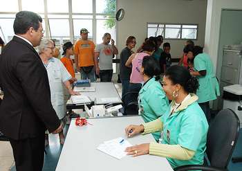 Prefeito visita Hospital Central de Osasco