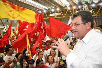 Coligação Osasco de Todos - A festa que recebeu Emidio foi uma confraternização de várias cores partidárias em torno de um mesmo nome